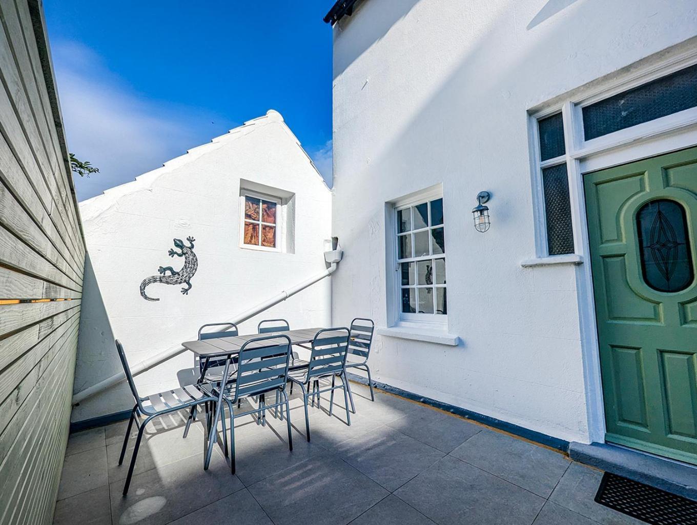 Marine Cottage - Parking - By Brighton Holiday Lets Bagian luar foto