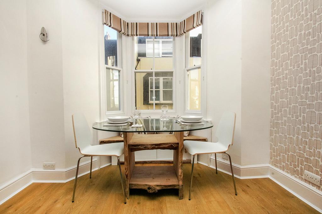 Marine Cottage - Parking - By Brighton Holiday Lets Bagian luar foto